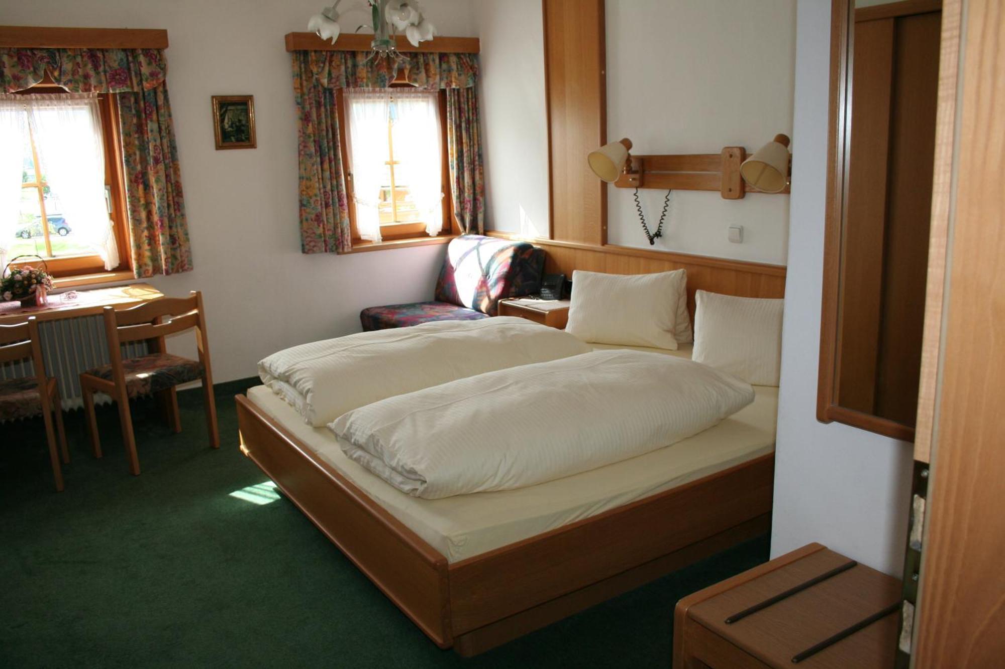 Hotel Gasthof Schweizerhaus Stuhlfelden Quarto foto
